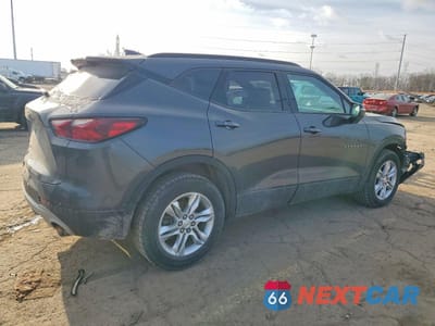 Trzecie zdjęcie samochodu z tyłu: 2020 CHEVROLET BLAZER 2LT VIN:3GNKBCRS2LS673949 - miniatura