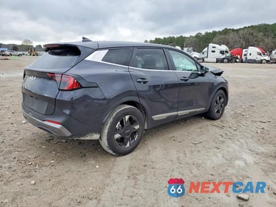 Trzecie zdjęcie samochodu z tyłu: 2026 KIA SPORTAGE LX VIN:5XYK23DF5TG342951 - miniatura