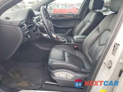 Zdjęcie 7 z 13 samochodu: 2021 PORSCHE MACAN S VIN:WP1AB2A50MLB35258 - miniatura