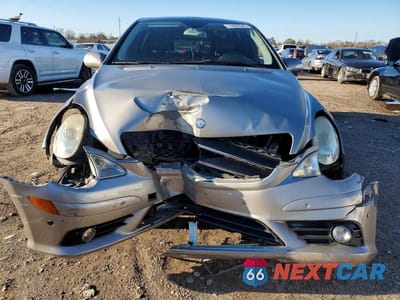Piąte zdjęcie samochodu w środku: 2009 MERCEDES-BENZ R 350 4MATIC VIN:4JGCB65E39A091587 - miniatura