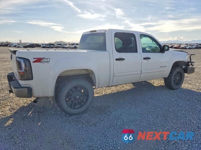 Trzecie zdjęcie samochodu z tyłu: 2011 GMC SIERRA K1500 SLE VIN:3GTP2VE35BG203733 - miniatura