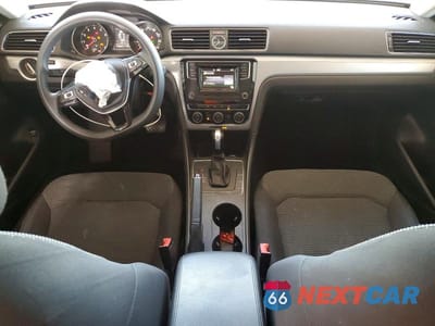Zdjęcie 8 z 12 samochodu: 2017 VOLKSWAGEN PASSAT S VIN:1VWAT7A34HC014326 - miniatura