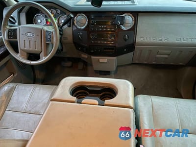 Zdjęcie 9 z 12 samochodu: 2008 FORD F250 SUPER DUTY VIN:1FTSW21R28EC30718 - miniatura