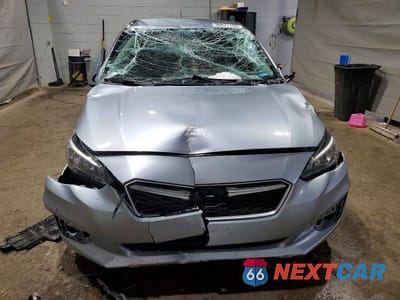 Piąte zdjęcie samochodu w środku: 2017 SUBARU IMPREZA VIN:4S3GTAA60H1713890 - miniatura