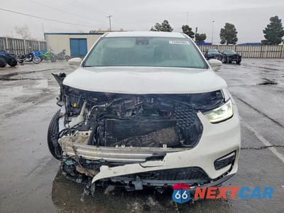 Piąte zdjęcie samochodu w środku: 2022 CHRYSLER PACIFICA HYBRID TOURING L VIN:2C4RC1L72NR143719 - miniatura