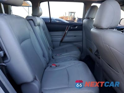 Zdjęcie 10 z 12 samochodu: 2012 TOYOTA HIGHLANDER HYBRID LIMITED VIN:JTEDC3EH7C2010120 - miniatura