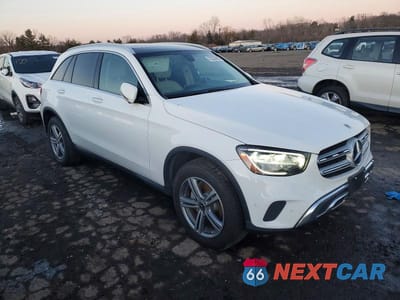 Czwarte zdjęcie samochodu z boku: 2021 MERCEDES-BENZ GLC 300 4MATIC VIN:W1N0G8EB0MF909775 - miniatura