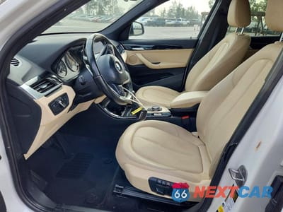 Zdjęcie 7 z 11 samochodu: 2016 BMW X1 XDRIVE28I VIN:WBXHT3C3XGP889184 - miniatura