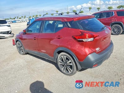 Drugie zdjęcie samochodu z przodu: 2018 NISSAN KICKS S VIN:3N1CP5CU6JL538472 - miniatura