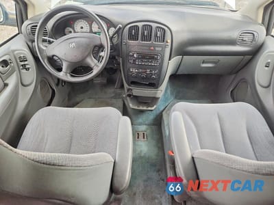 Zdjęcie 8 z 13 samochodu: 2005 DODGE GRAND CARAVAN SE VIN:1D4GP24R75B204713 - miniatura
