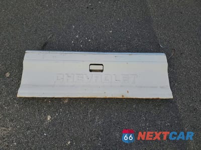 Zdjęcie 12 z 13 samochodu: 1988 CHEVROLET S TRUCK S10 VIN:1GCBS19R7J8111819 - miniatura