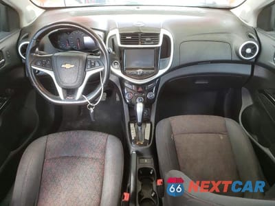 Zdjęcie 8 z 12 samochodu: 2017 CHEVROLET SONIC LT VIN:1G1JD6SB5H4142044 - miniatura