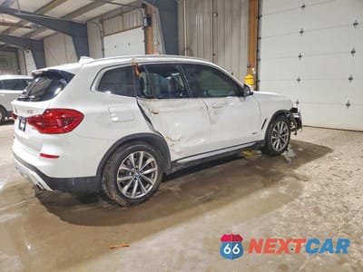 Trzecie zdjęcie samochodu z tyłu: 2018 BMW X3 XDRIVE30I VIN:5UXTR9C57JLC74747 - miniatura