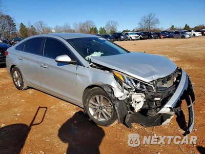 Czwarte zdjęcie samochodu z boku: 2016 HYUNDAI SONATA SE VIN:5NPE24AF6GH381988 - miniatura
