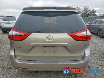 Zdjęcie 6 z 11 samochodu: 2017 TOYOTA SIENNA LE VIN:5TDKZ3DC5HS887558 - miniatura