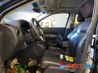 Zdjęcie 7 z 12 samochodu: 2016 JEEP COMPASS LATITUDE VIN:1C4NJCEA4GD738148 - miniatura