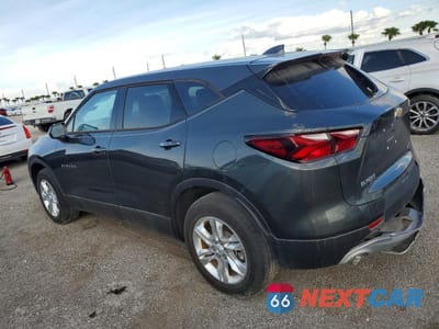 Drugie zdjęcie samochodu z przodu: 2019 CHEVROLET BLAZER 1LT VIN:3GNKBBRA2KS685499 - miniatura
