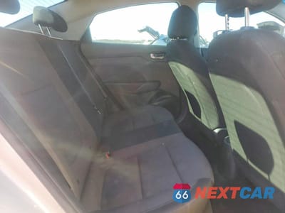Zdjęcie 10 z 12 samochodu: 2018 HYUNDAI ACCENT SE VIN:3KPC24A36JE024545 - miniatura