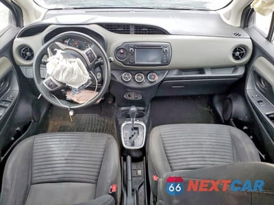 Zdjęcie 8 z 11 samochodu: 2018 TOYOTA YARIS VIN:VNKKTUD38JA091260 - miniatura