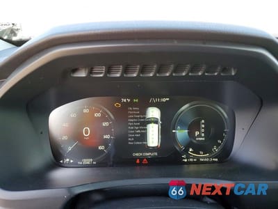 Zdjęcie 9 z 11 samochodu: 2016 VOLVO XC90 T8 VIN:YV4BC0PK7G1089378 - miniatura