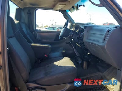 Zdjęcie 10 z 11 samochodu: 2005 MAZDA B2300 VIN:4F4YR12D05PM01844 - miniatura