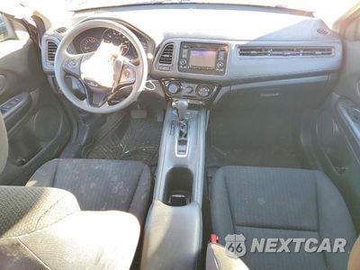 Zdjęcie 8 z 13 samochodu: 2018 HONDA HR-V LX VIN:3CZRU6H38JG712017 - miniatura