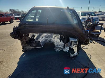 Piąte zdjęcie samochodu w środku: 2021 GMC SIERRA K1500 AT4 VIN:3GTP9EEL5MG387697 - miniatura