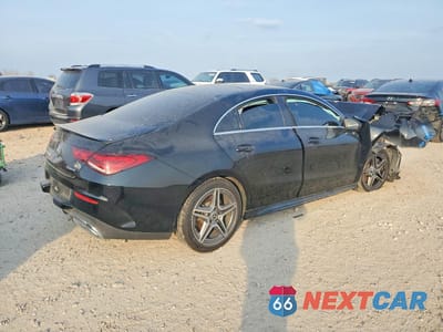 Trzecie zdjęcie samochodu z tyłu: 2020 MERCEDES-BENZ CLA 250 4MATIC VIN:W1K5J4HB2LN086716 - miniatura