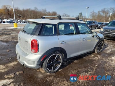 Trzecie zdjęcie samochodu z tyłu: 2013 MINI COOPER S COUNTRYMAN VIN:WMWZC5C53DWM16157 - miniatura