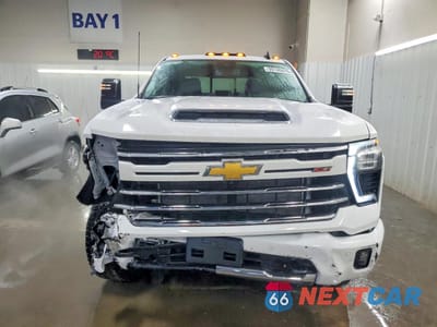 Piąte zdjęcie samochodu w środku: 2026 CHEVROLET SILVERADO K2500 HEAVY DUTY LT VIN:2GC4KNE76T1115709 - miniatura