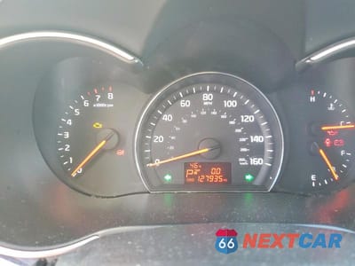 Zdjęcie 9 z 12 samochodu: 2015 KIA SORENTO LX VIN:5XYKTDA76FG590193 - miniatura