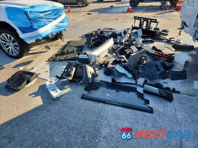 Zdjęcie 13 z 13 samochodu: 2024 LAND ROVER DEFENDER 130 S VIN:SALEJFEU3R2337631 - miniatura