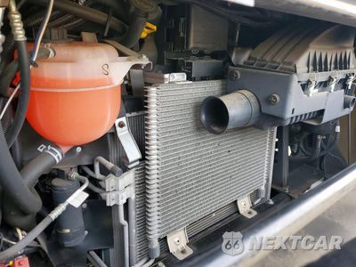 Zdjęcie 7 z 10 samochodu: 2018 FORD F53 VIN:1F66F5DY8J0A22628 - miniatura