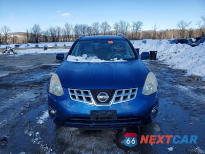 Piąte zdjęcie samochodu w środku: 2011 NISSAN ROGUE S VIN:JN8AS5MV1BW274460 - miniatura