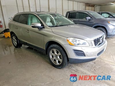 Czwarte zdjęcie samochodu z boku: 2012 VOLVO XC60 3.2 VIN:YV4952DL8C2319676 - miniatura