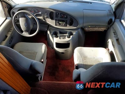 Zdjęcie 8 z 12 samochodu: 2005 FORD E450 RECREATIONAL VEHICLE VIN:1FDXE45S95HA14422 - miniatura