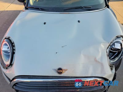 Zdjęcie 11 z 12 samochodu: 2021 MINI COOPER VIN:WMWXR3C00M2N92556 - miniatura