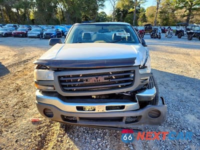 Piąte zdjęcie samochodu w środku: 2007 GMC NEW SIERRA C1500 CLASSIC VIN:1GTEC14X17Z107817 - miniatura