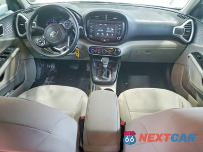 Zdjęcie 8 z 12 samochodu: 2020 KIA SOUL LX VIN:KNDJ23AU2L7064943 - miniatura