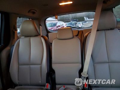 Zdjęcie 10 z 12 samochodu: 2019 KIA SEDONA LX VIN:KNDMB5C14K6500255 - miniatura