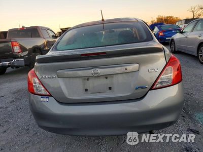 Zdjęcie 6 z 11 samochodu: 2014 NISSAN VERSA S VIN:3N1CN7AP1EL867391 - miniatura