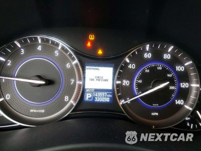 Zdjęcie 9 z 13 samochodu: 2016 INFINITI QX80 VIN:JN8AZ2NE5G9120154 - miniatura