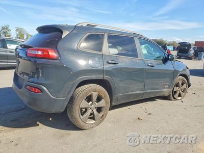 Trzecie zdjęcie samochodu z tyłu: 2017 JEEP CHEROKEE LATITUDE VIN:1C4PJLCB1HW534885 - miniatura