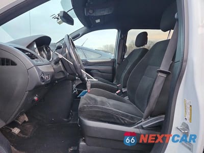 Zdjęcie 7 z 13 samochodu: 2015 DODGE GRAND CARAVAN SE VIN:2C4RDGBG9FR684060 - miniatura