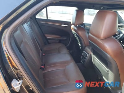 Zdjęcie 10 z 11 samochodu: 2013 CHRYSLER 300C VARVATOS VIN:2C3CCAJT6DH669303 - miniatura