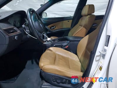 Zdjęcie 7 z 12 samochodu: 2008 BMW 528 I VIN:WBANU53578CT14914 - miniatura