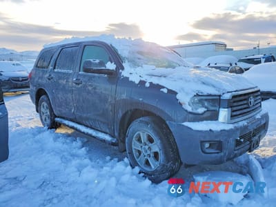 Czwarte zdjęcie samochodu z boku: 2021 TOYOTA SEQUOIA SR5 VIN:5TDAY5B14MS184944 - miniatura