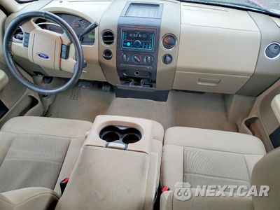 Zdjęcie 8 z 14 samochodu: 2006 FORD F150 VIN:1FTRX12WX6KC45766 - miniatura