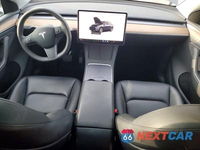 Zdjęcie 8 z 13 samochodu: 2023 TESLA MODEL Y VIN:7SAYGDEE6PA117037 - miniatura