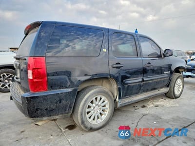 Trzecie zdjęcie samochodu z tyłu: 2008 GMC YUKON HYBRID VIN:1GKFC13548R250030 - miniatura